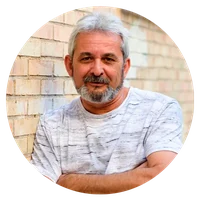 Reviewer portrait